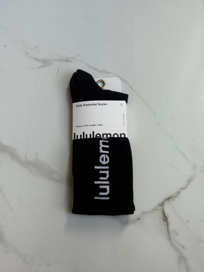 Lululemon High Crew Socks – Daily Essential