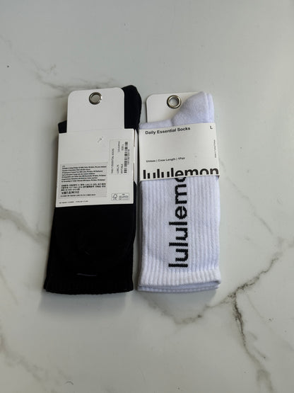 Lululemon High Crew Socks – Daily Essential